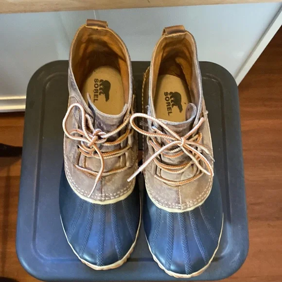 Sorel Out N About, waterproof ankle boots, size 9.5 - Picture 10 of 12